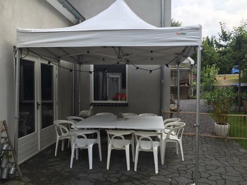 korting Zo snel als een flits onpeilbaar Partytent 3x3 easyup - Tenten - Partyverhuur - FunXpert Attractieverhuur