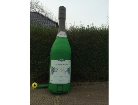 Champagne Fles 4,5 meter